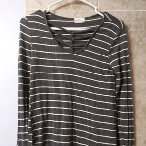 Glitz med stripes soft criss cross neckline MED